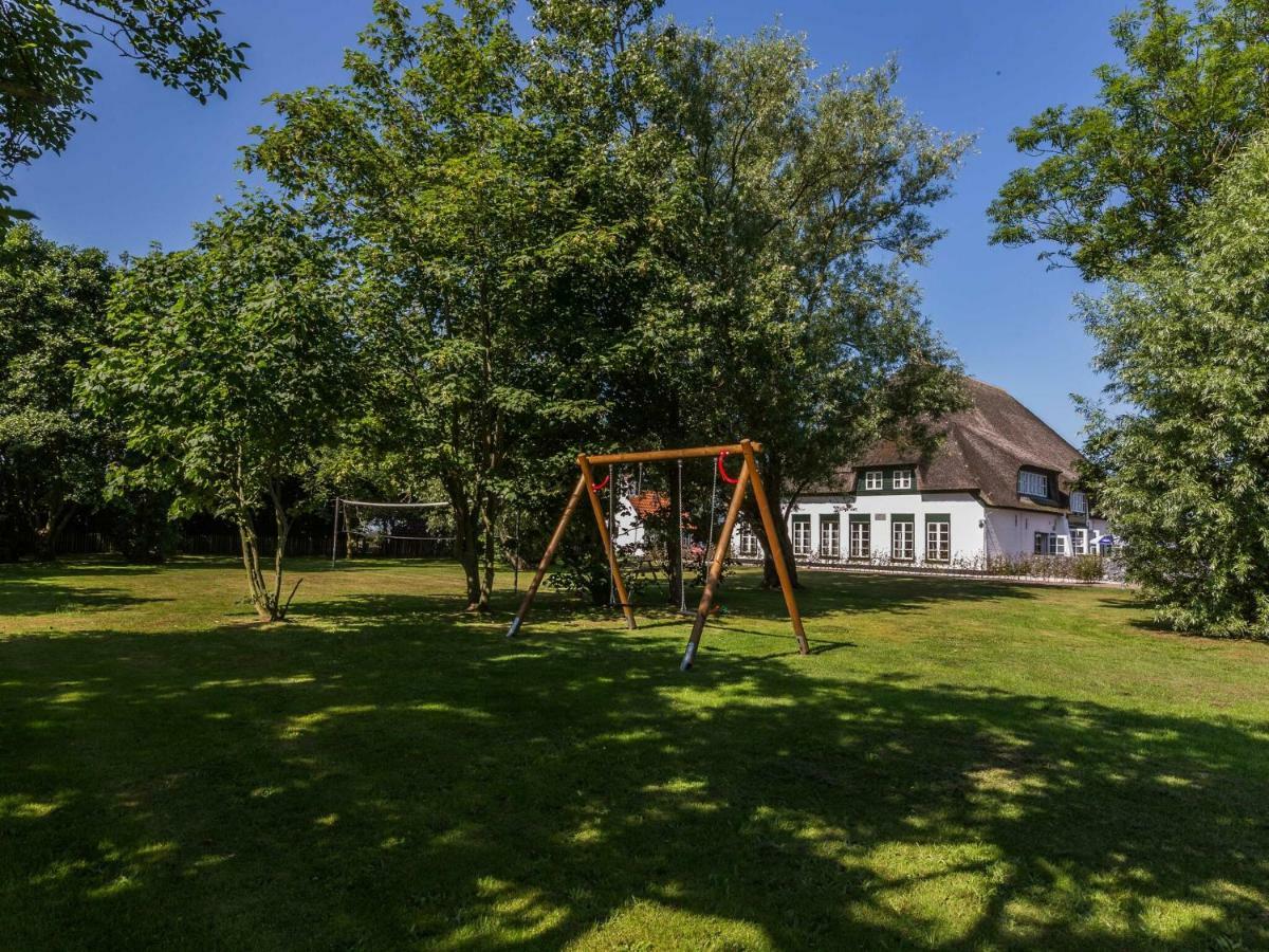Great Farmhouse In De Cocksdorp With Garden Exterior foto